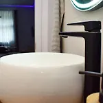 아파트 Ultra