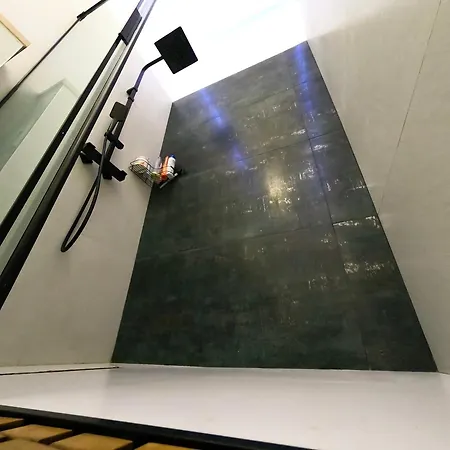 Ultra Apartman